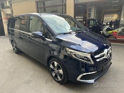 Blu Usata 2022 Mercedes V250 Exclusive Monovolume | 53.000 € (Ottimo prezzo)