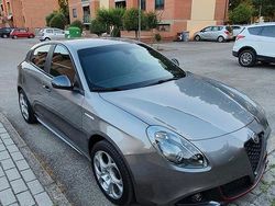 Grigio Usata 2015 Alfa Romeo Giulietta Tre volumi | 11.400 € (Molto cara)
