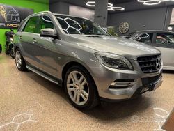 Grigio Usata 2012 Mercedes ML350 SUV | 16.499 € (Buon prezzo)