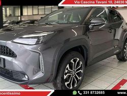 Grigio Nuova 2025 Toyota Yaris Cross Trend SUV | 25.900 € (Buon prezzo)