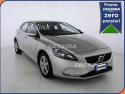 Beige Usata 2017 Volvo V40 Business Edition Station wagon | 12.900 € (Buon prezzo)