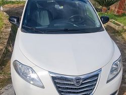 Usata 2013 Lancia Ypsilon Gold Due volumi | 8000 € (Molto cara)