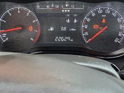 Verde Usata 2017 Opel Karl Due volumi | 8800 € (Buon prezzo)