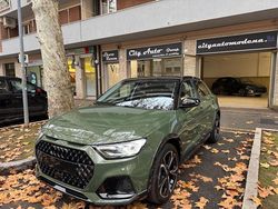 Verde metallizzato Nuova 2025 Audi A1 Ambiente Tre volumi | 31.500 € (Buon prezzo)