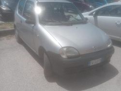 Grigio Usata 2004 Fiat Seicento Due volumi | 1500 € (Buon prezzo)