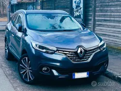 Blu/azzurro Usata 2016 Renault Kadjar Intens SUV | 10.900 € (Buon prezzo)