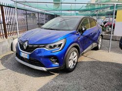 Blu/azzurro Usata 2022 Renault Captur Intens SUV | 17.900 € (Buon prezzo)