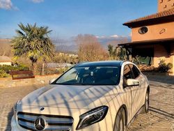 Bianco Usata 2015 Mercedes GLA180 SUV | 14.900 € (Molto cara)