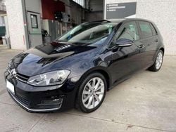 Nero Usata 2013 VW Golf VII Highline Tre volumi | 11.500 € (Molto cara)