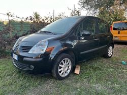 Nero Usata 2006 Renault Modus Monovolume | 900 €