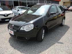 Nero Usata 2008 VW Polo Comfortline Tre volumi | 3950 € (Buon prezzo)
