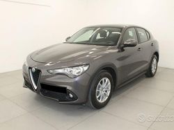 Arancione Usata 2018 Alfa Romeo Stelvio Business SUV | 18.900 € (Buon prezzo)
