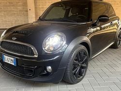 Nero Usata 2011 Mini Cooper S Due volumi | 9500 € (Cara)