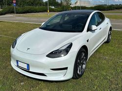 Bianco Usata 2023 Tesla Model 3 Tre volumi | 29.832 € (Ottimo prezzo)