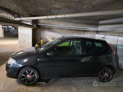 Nero Usata 2005 Fiat Punto Due volumi | 3100 € (Molto cara)