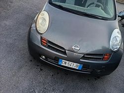 Usata 2005 Nissan Micra Tre volumi | 1800 €