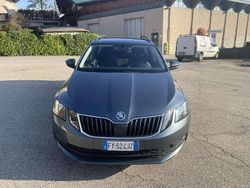 Usata 2019 Skoda Octavia Executive Station wagon | 12.000 € (Buon prezzo)