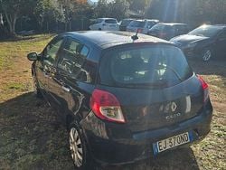 Nero Usata 2011 Renault Clio II Due volumi | 1550 € (Super prezzo)