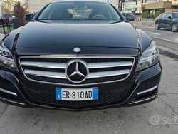 Nero Usata 2012 Mercedes CLS350 Tre volumi | 16.900 € (Buon prezzo)