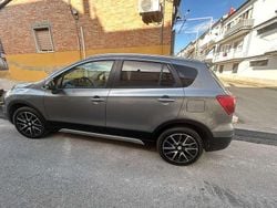 Grigio Usata 2013 Suzuki SX4 S-Cross SUV | 7999 € (Buon prezzo)