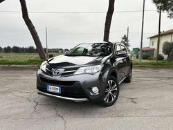 Usata 2014 Toyota RAV4 Active SUV | 9800 € (Buon prezzo)