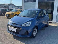 Celeste Usata 2017 Hyundai i10 Due volumi | 8900 € (Buon prezzo)