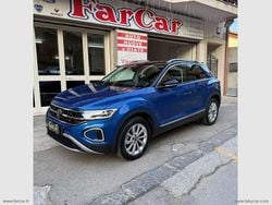 Blu/azzurro Usata 2022 VW T-Roc Style SUV | 23.900 € (Buon prezzo)