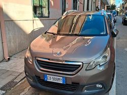 Usata 2014 Peugeot 2008 Active SUV | 6600 € (Cara)