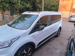 Bianco Usata 2021 Ford Tourneo Monovolume | 11.000 €