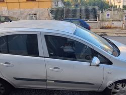 Grigio Usata 2009 Opel Corsa Due volumi | 1500 € (Super prezzo)