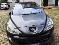 Usata 2007 Peugeot 308 Premium Tre volumi | 4250 € (Cara)