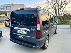 Grigio Usata 2003 Fiat Doblò Monovolume | 2500 € (Buon prezzo)