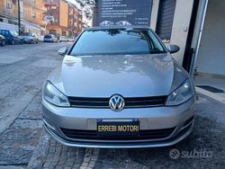 Grigio Usata 2014 VW Golf VII Comfortline Tre volumi | 6990 € (Ottimo prezzo)