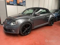 Grigio Usata 2014 VW Maggiolino Cabrio | 17.000 €