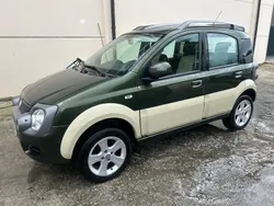 Oro Usata 2010 Fiat Panda 4x4 Cross Due volumi | 5900 € (Buon prezzo)