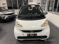 Bianco Usata 2012 Smart ForTwo Coupé Passion Coupé | 6500 €