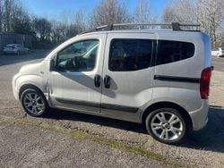 Grigio Usata 2010 Fiat Qubo Dynamic Monovolume | 2800 € (Buon prezzo)