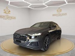 Grigio daytona Usata 2020 Audi Q8 S-Line SUV | 48.000 € (Buon prezzo)
