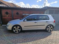 Usata 2005 VW Golf IV Comfortline Tre volumi | 3000 € (Molto cara)