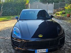 Nero Usata 2014 Porsche Macan S SUV | 30.900 € (Molto cara)