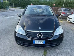 Nero Usata 2012 Mercedes A160 Executive Tre volumi | 4900 € (Ottimo prezzo)