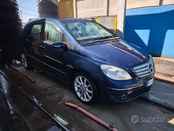 Blu Usata 2007 Mercedes B180 Monovolume | 2500 € (Buon prezzo)