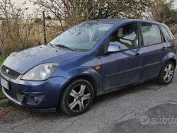 Blu Usata 2006 Ford Fiesta Due volumi | 890 € (Ottimo prezzo)