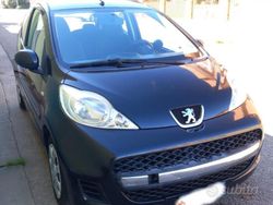 Nero Usata 2009 Peugeot 107 Due volumi | 2500 € (Cara)