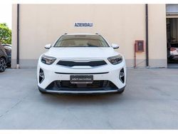 Bianco Usata 2024 Kia Stonic Style SUV | 16.500 € (Buon prezzo)