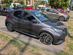 Usata 2021 Toyota Yaris Hybrid Lounge Tre volumi | 18.600 € (Buon prezzo)