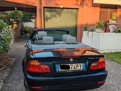 Blu Usata 2004 BMW 320 Cabriolet Cabrio | 9999 € (Buon prezzo)