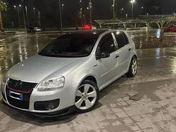 Grigio Usata 2004 VW Golf V Tre volumi | 6500 €