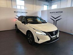 Bianco/tetto nero / metallizzato Usata 2021 Nissan Qashqai N-Connecta SUV | 21.900 € (Cara)