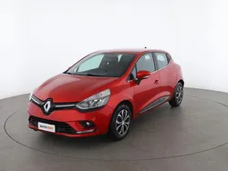 Rosso Usata 2016 Renault Clio IV Zen Tre volumi | 8499 € (Buon prezzo)